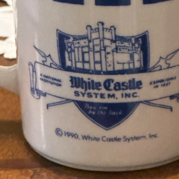 2 White Castle Restaurant Coffee Mugs from 1990  collectible - Picture 7 of 7